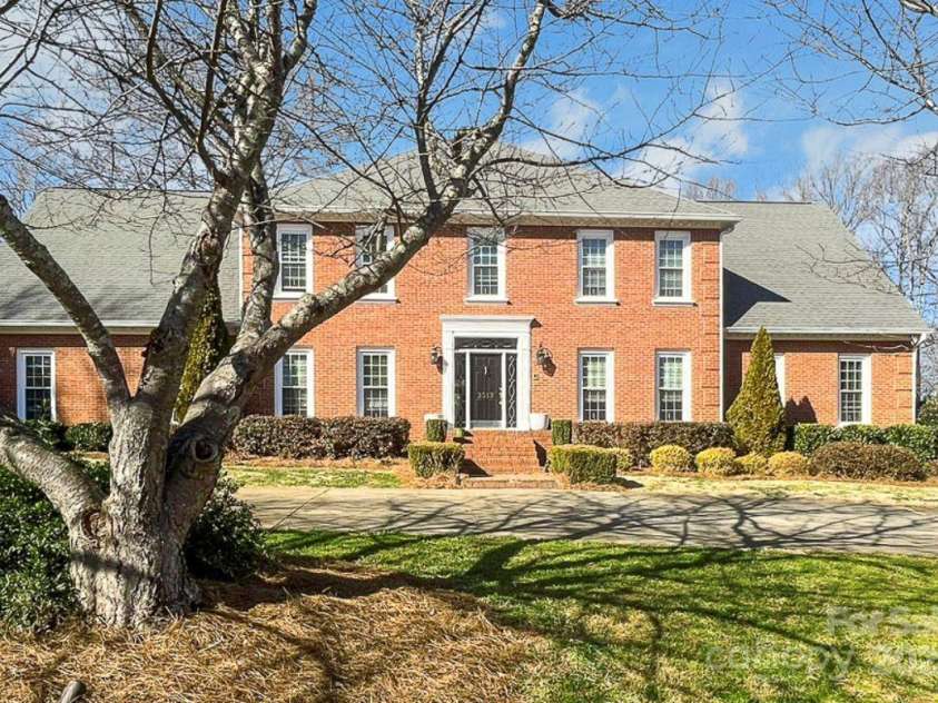 3513 Country Club Drive, Gastonia, NC 28056.  MLS# CAR4204456, YatesRealty ID 1943. 