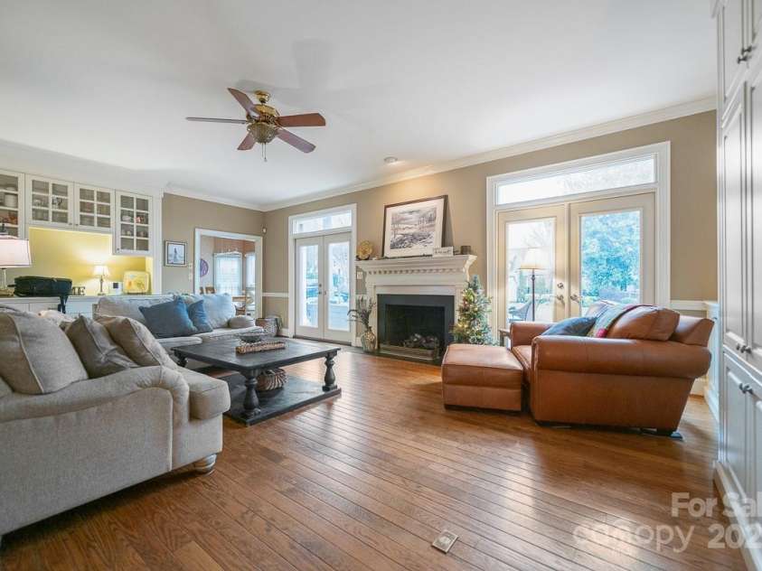 3513 Country Club Drive, Gastonia, NC 28056.  MLS# CAR4204456, YatesRealty ID 1943. 