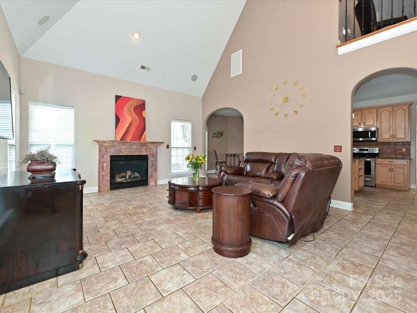 4562 Lanstone Court, Concord, NC 28027.  MLS# CAR4328877, YatesRealty ID 19431. 2 Story Great Room 