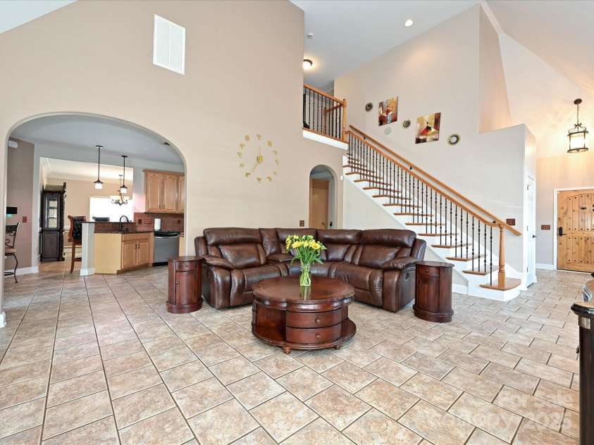 4562 Lanstone Court, Concord, NC 28027.  MLS# CAR4328877, YatesRealty ID 19431. 2 Story Great Room 