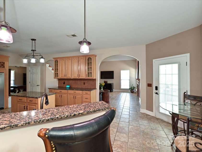 4562 Lanstone Court, Concord, NC 28027.  MLS# CAR4328877, YatesRealty ID 19431. Breakfast Bar & Area