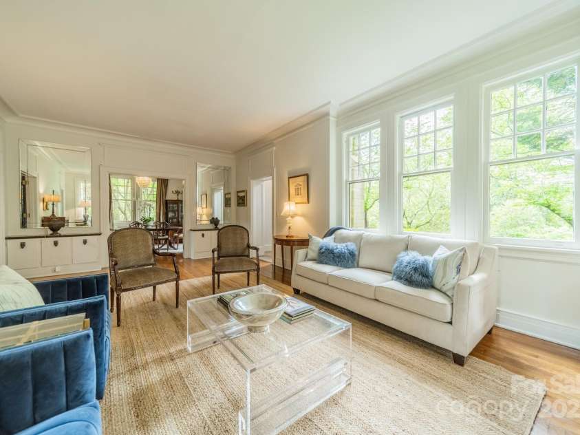 1919 Kensal Court, Charlotte, NC 28211.  MLS# CAR4193792, YatesRealty ID 19433. Abundant light fills the Living Room and Dining Room.