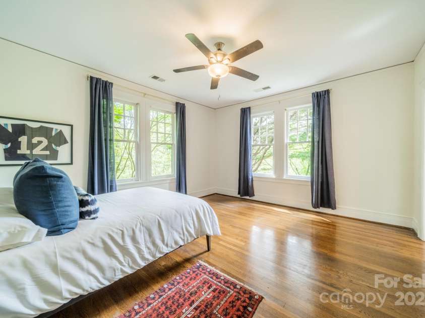 1919 Kensal Court, Charlotte, NC 28211.  MLS# CAR4193792, YatesRealty ID 19433. Bedroom 4