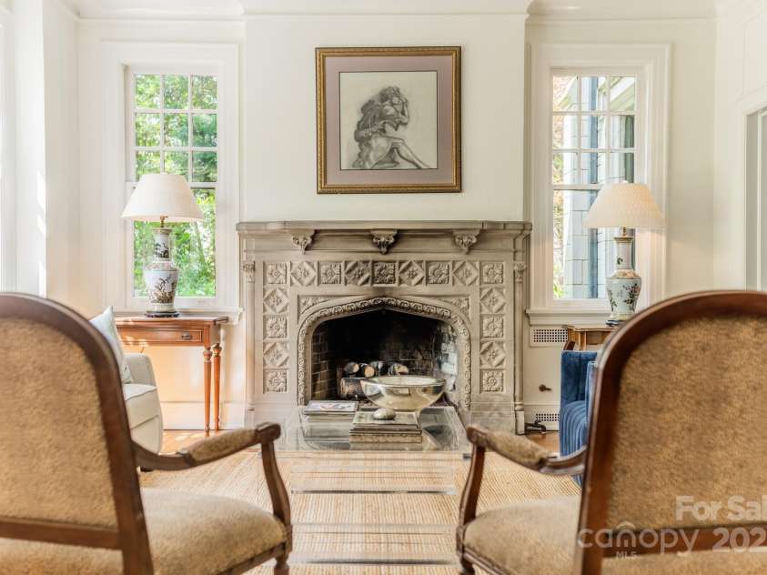 1919 Kensal Court, Charlotte, NC 28211.  MLS# CAR4193792, YatesRealty ID 19433. Incredible architectural details throughout the home!