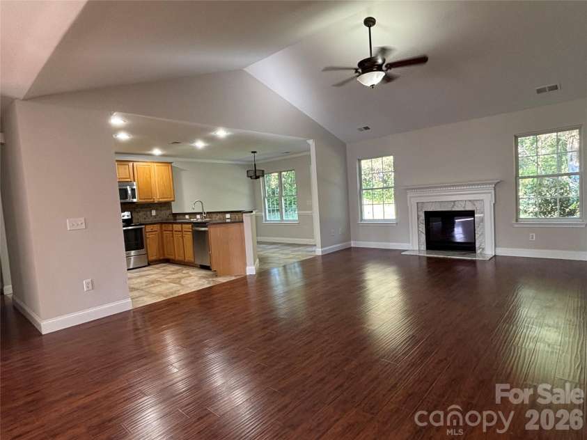 450 Glencrest Drive, Stanley, NC 28164.  MLS# CAR4378663, YatesRealty ID 19433. 