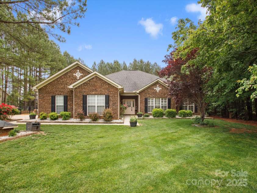 416 Zelkova Street, York, SC 29745.  MLS# CAR4213319, YatesRealty ID 19434. 