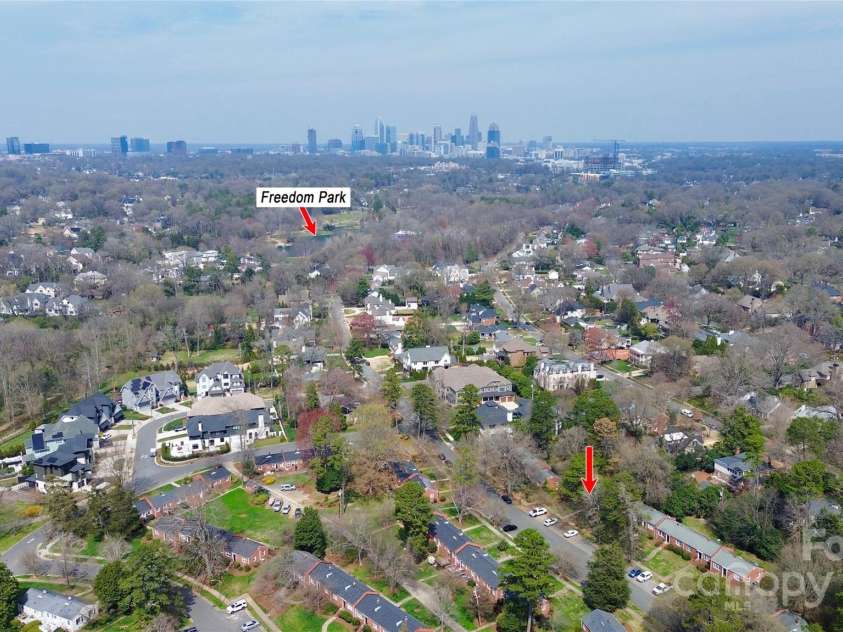 1817 Jameston Drive, Charlotte, NC 28209.  MLS# CAR4232844, YatesRealty ID 19435. 