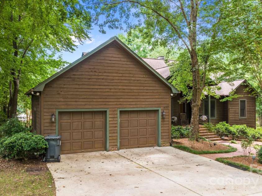 307 Stillwater Road, Troutman, NC 28166.  MLS# CAR4242313, YatesRealty ID 19436. 