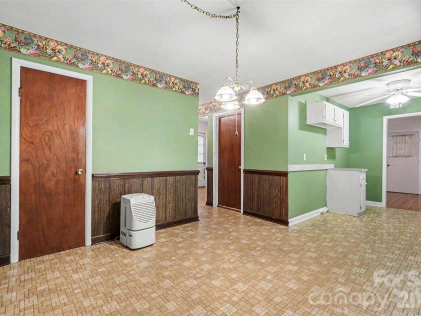 1304 Shannon Drive, Wadesboro, NC 28170.  MLS# CAR4378867, YatesRealty ID 19437. 
