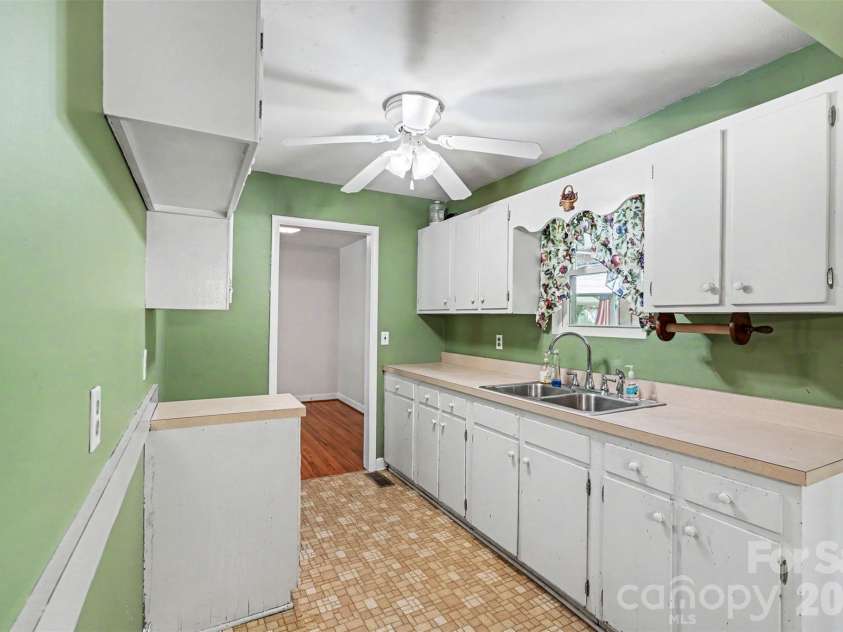 1304 Shannon Drive, Wadesboro, NC 28170.  MLS# CAR4378867, YatesRealty ID 19437. 