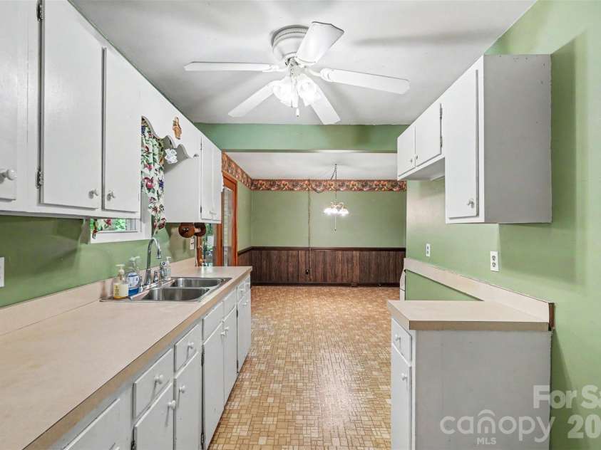 1304 Shannon Drive, Wadesboro, NC 28170.  MLS# CAR4378867, YatesRealty ID 19437. 