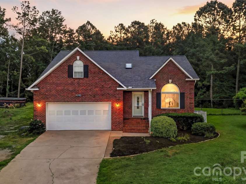 157 Whittington Ridge Drive, Taylorsville, NC 28681.  MLS# CAR4378255, YatesRealty ID 19438. 