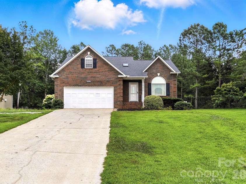 157 Whittington Ridge Drive, Taylorsville, NC 28681.  MLS# CAR4378255, YatesRealty ID 19438. 