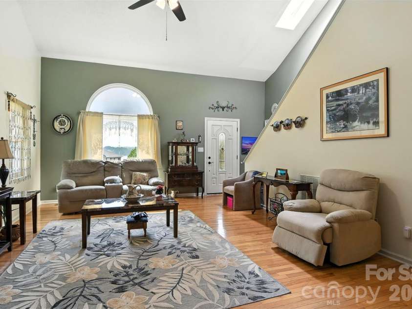 157 Whittington Ridge Drive, Taylorsville, NC 28681.  MLS# CAR4378255, YatesRealty ID 19438. 