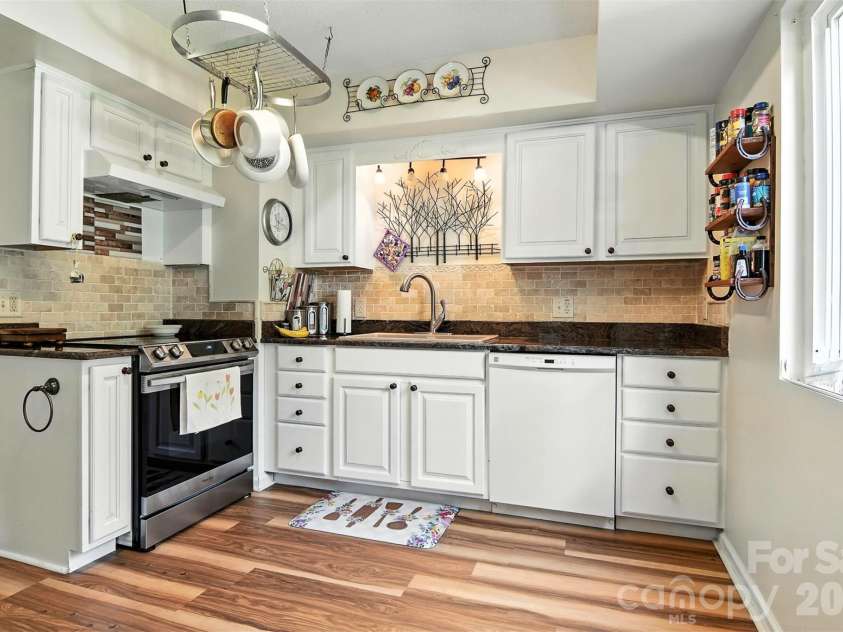 157 Whittington Ridge Drive, Taylorsville, NC 28681.  MLS# CAR4378255, YatesRealty ID 19438. 
