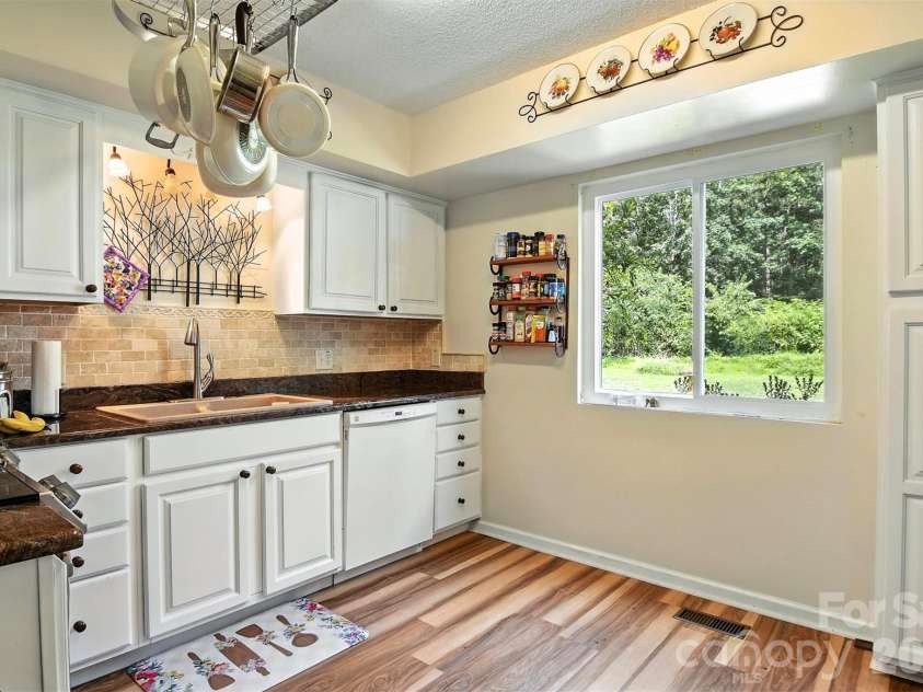 157 Whittington Ridge Drive, Taylorsville, NC 28681.  MLS# CAR4378255, YatesRealty ID 19438. 