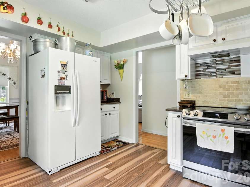 157 Whittington Ridge Drive, Taylorsville, NC 28681.  MLS# CAR4378255, YatesRealty ID 19438. 