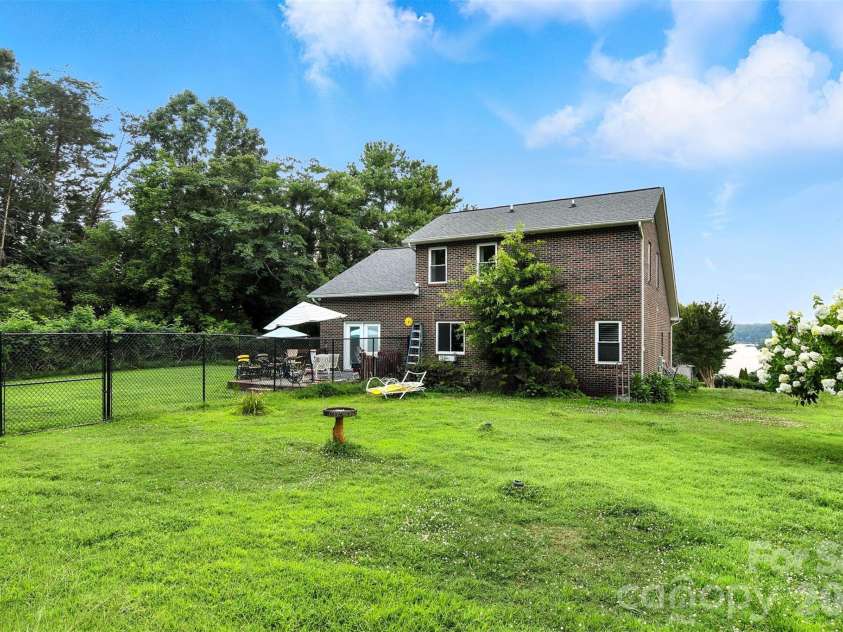 157 Whittington Ridge Drive, Taylorsville, NC 28681.  MLS# CAR4378255, YatesRealty ID 19438. 