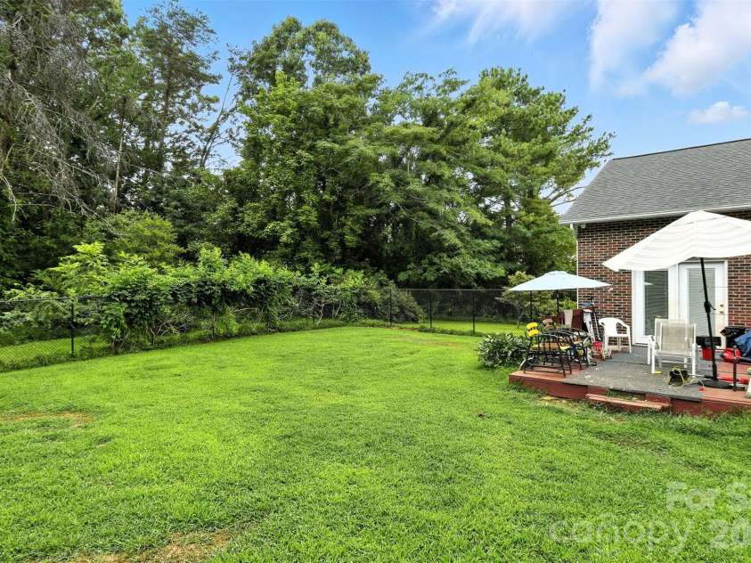 157 Whittington Ridge Drive, Taylorsville, NC 28681.  MLS# CAR4378255, YatesRealty ID 19438. 