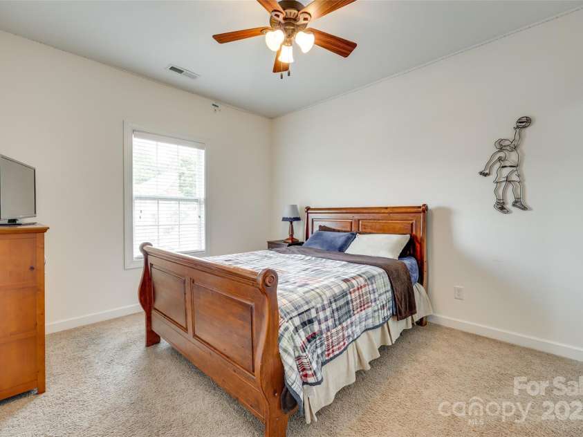 308 Hollister Estates Drive, Waxhaw, NC 28173.  MLS# CAR4254412, YatesRealty ID 19438. Upstiars Bedroom 3