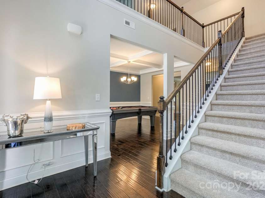 135 Canoe Pole Lane, Mooresville, NC 28117.  MLS# CAR4254258, YatesRealty ID 19439. Foyer