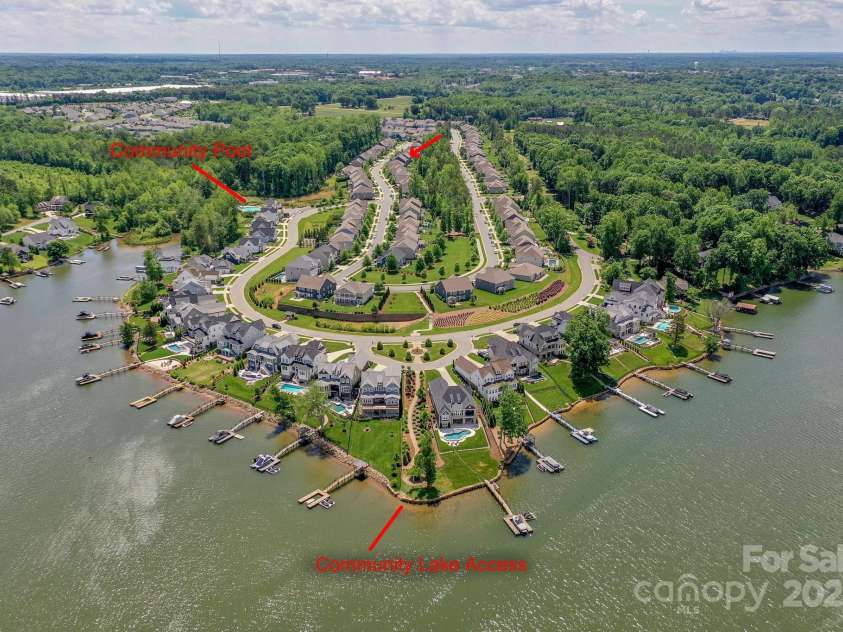 135 Canoe Pole Lane, Mooresville, NC 28117.  MLS# CAR4254258, YatesRealty ID 19439. Lake Norman Access
