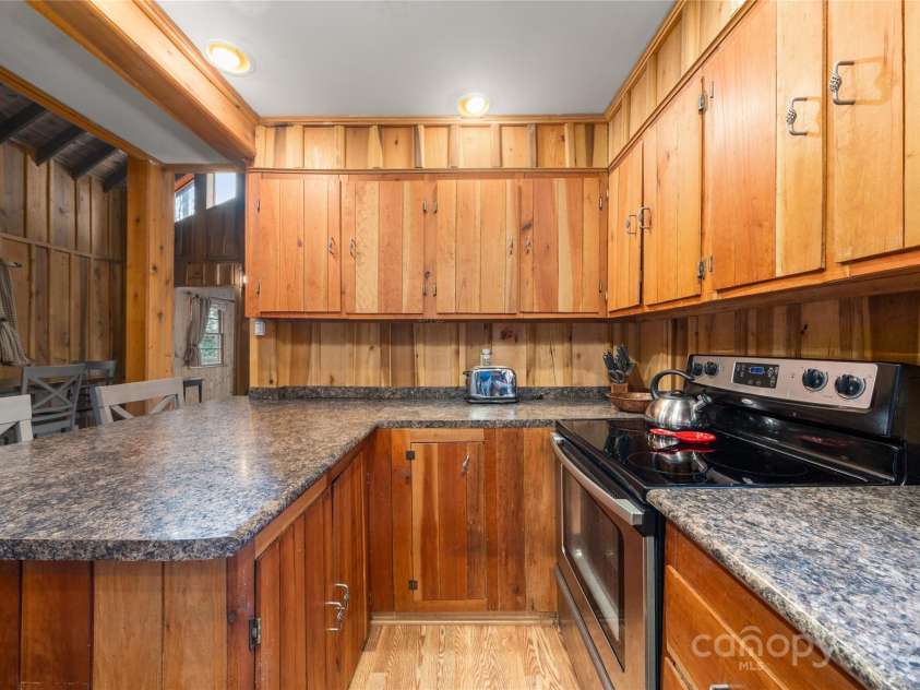 210 Bear Pen Road, Burnsville, NC 28714.  MLS# CAR4331746, YatesRealty ID 1944. 