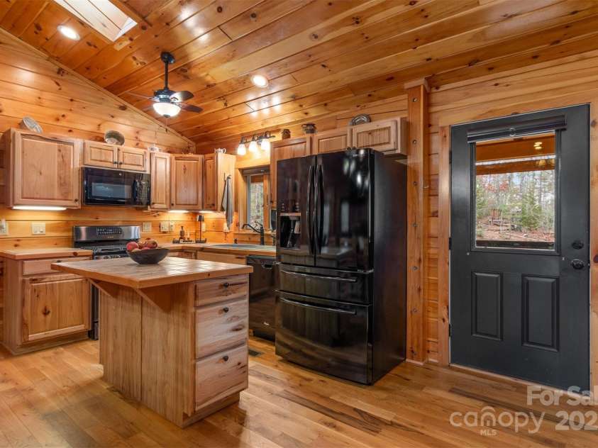 2257 Quiet Creek Lane, Lenoir, NC 28645.  MLS# CAR4292130, YatesRealty ID 1944. 