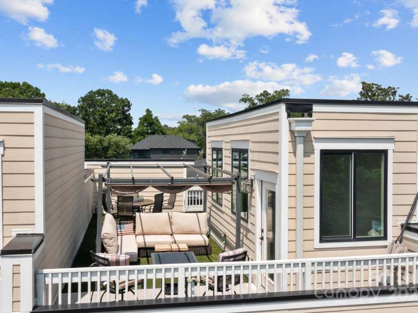 919 Cityscape Drive, Charlotte, NC 28205.  MLS# CAR4263066, YatesRealty ID 19441. 