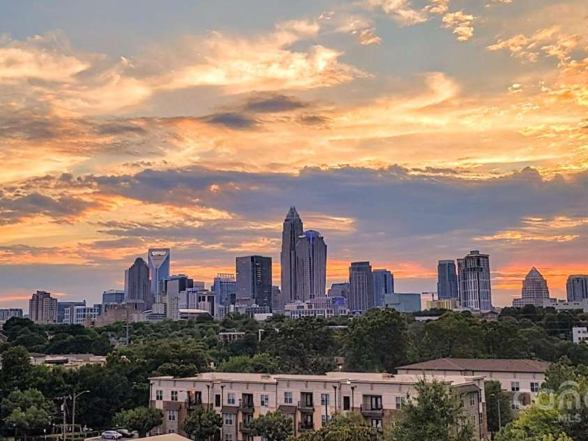919 Cityscape Drive, Charlotte, NC 28205.  MLS# CAR4263066, YatesRealty ID 19441. 