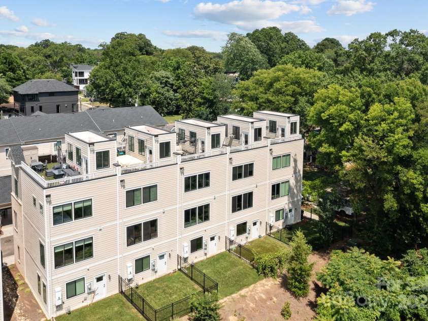 919 Cityscape Drive, Charlotte, NC 28205.  MLS# CAR4263066, YatesRealty ID 19441. 