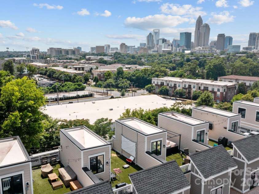 919 Cityscape Drive, Charlotte, NC 28205.  MLS# CAR4263066, YatesRealty ID 19441. 