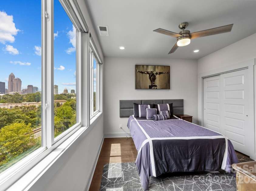 919 Cityscape Drive, Charlotte, NC 28205.  MLS# CAR4263066, YatesRealty ID 19441. Primary bedroom with gorgeous views