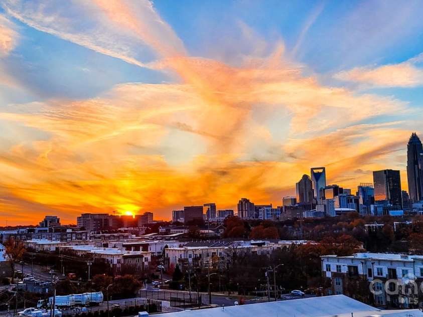919 Cityscape Drive, Charlotte, NC 28205.  MLS# CAR4313409, YatesRealty ID 19441. Stunning urban views!