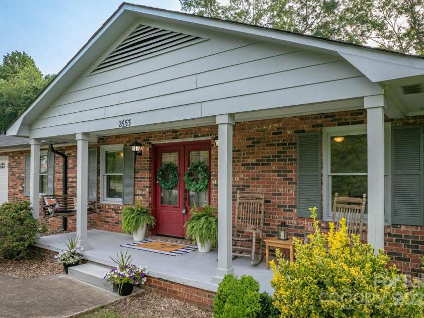 2653 Fairway Acres Circle, Lenoir, NC 28645.  MLS# CAR4264912, YatesRealty ID 19443. 