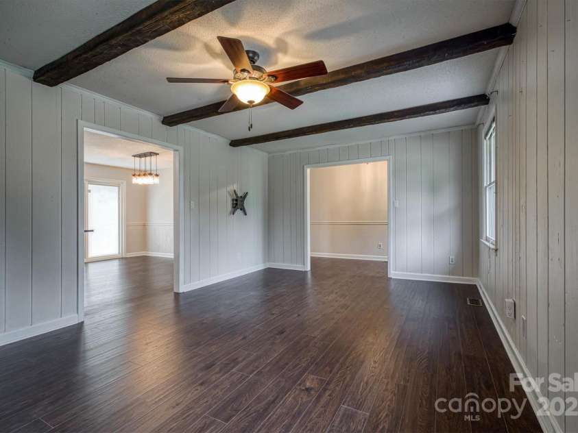 2653 Fairway Acres Circle, Lenoir, NC 28645.  MLS# CAR4264912, YatesRealty ID 19443. 