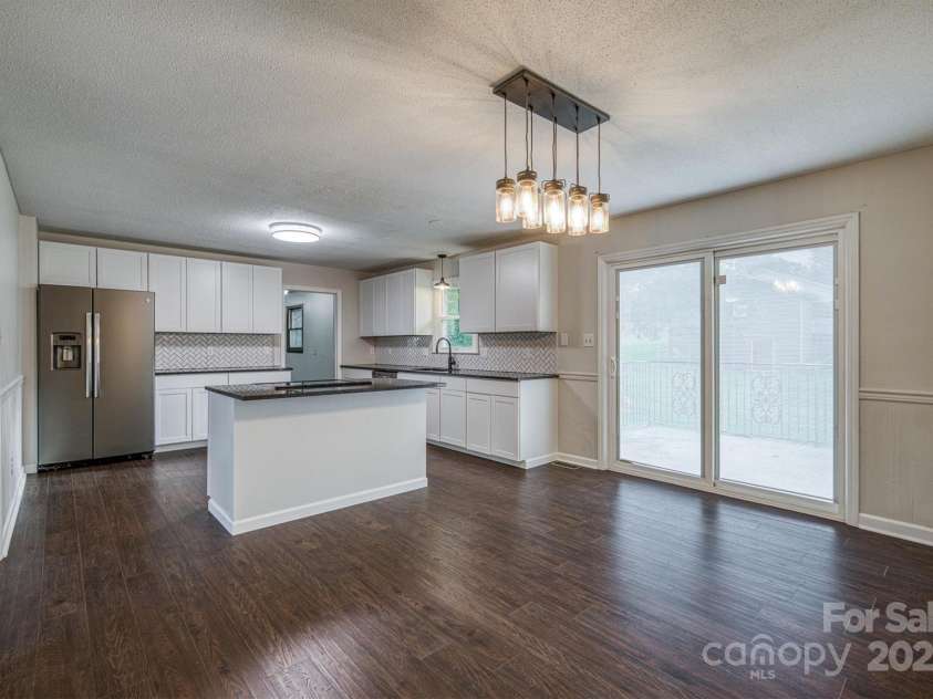 2653 Fairway Acres Circle, Lenoir, NC 28645.  MLS# CAR4264912, YatesRealty ID 19443. 