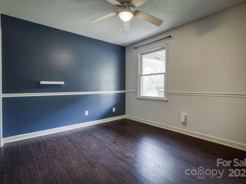 2653 Fairway Acres Circle, Lenoir, NC 28645.  MLS# CAR4264912, YatesRealty ID 19443. 