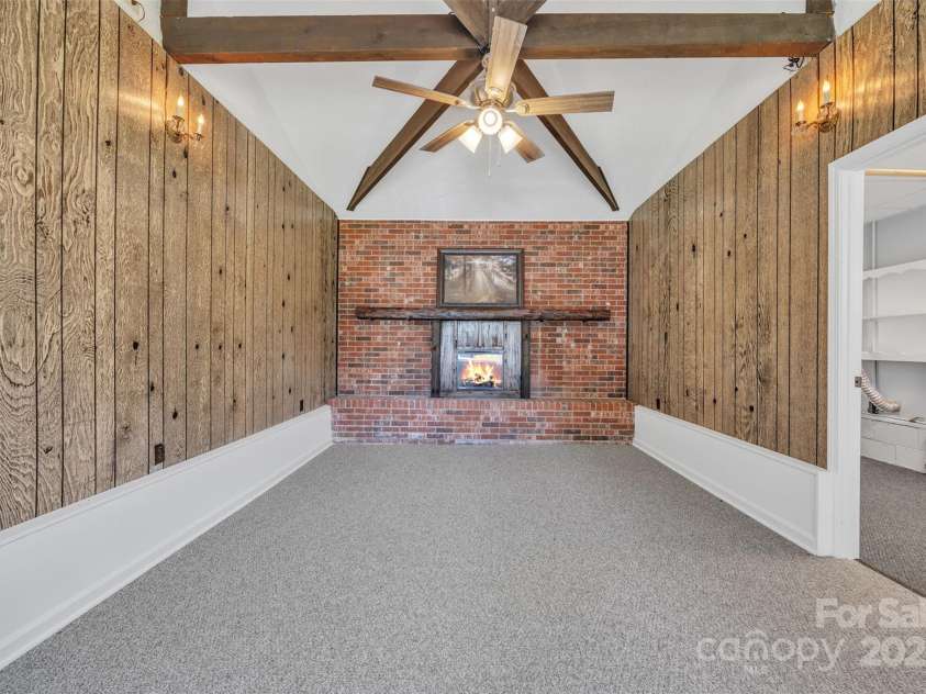 3804 Lippard Lane, Valdese, NC 28690.  MLS# CAR4266483, YatesRealty ID 19444. Bonus Room