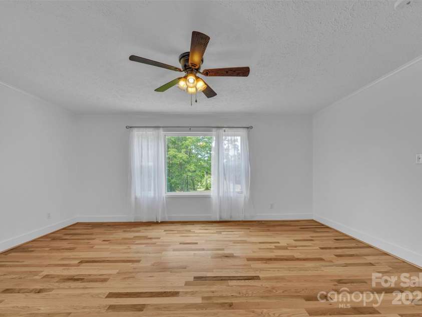 3804 Lippard Lane, Valdese, NC 28690.  MLS# CAR4266483, YatesRealty ID 19444. Primary bedroom