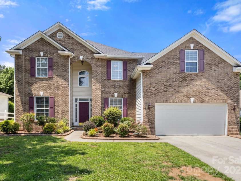 4764 Brockton Court, Concord, NC 28027.  MLS# CAR4267566, YatesRealty ID 19445. 