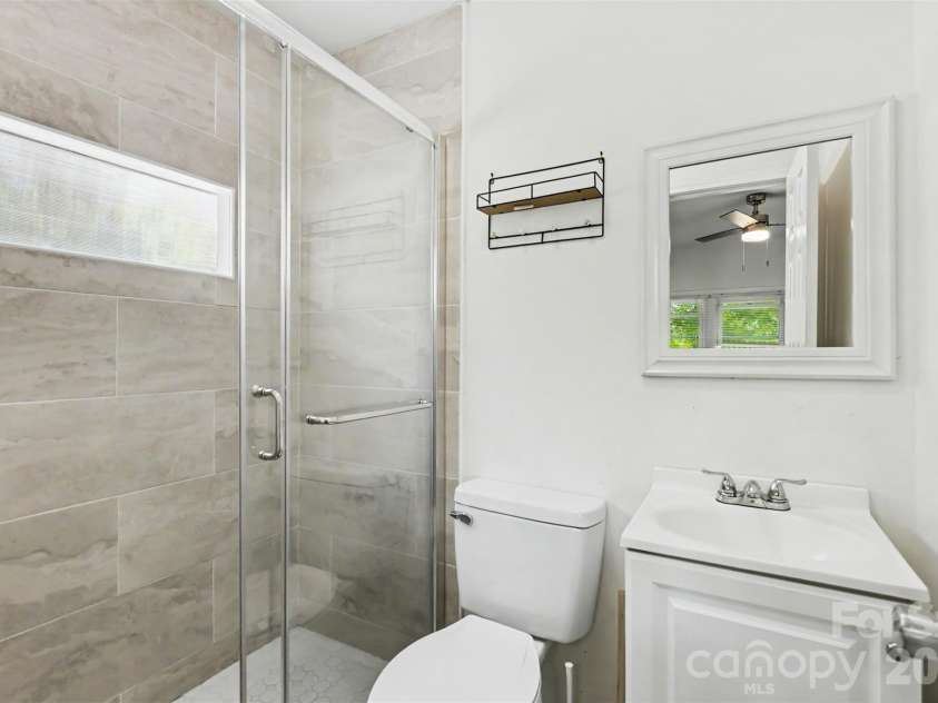 9937 Harwood Lane, Charlotte, NC 28214.  MLS# CAR4378200, YatesRealty ID 19445. Primary Bathroom