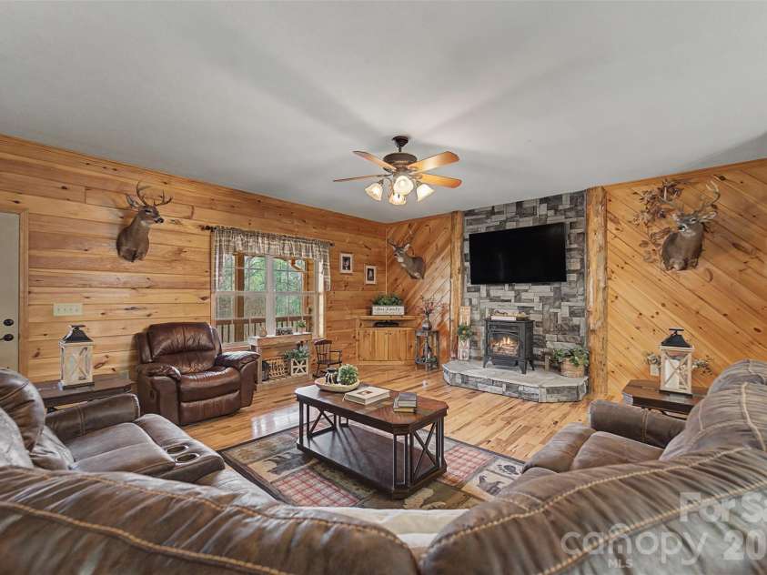 1960 Atoah Road, Robbinsville, NC 28771.  MLS# CAR4379069, YatesRealty ID 19446. 
