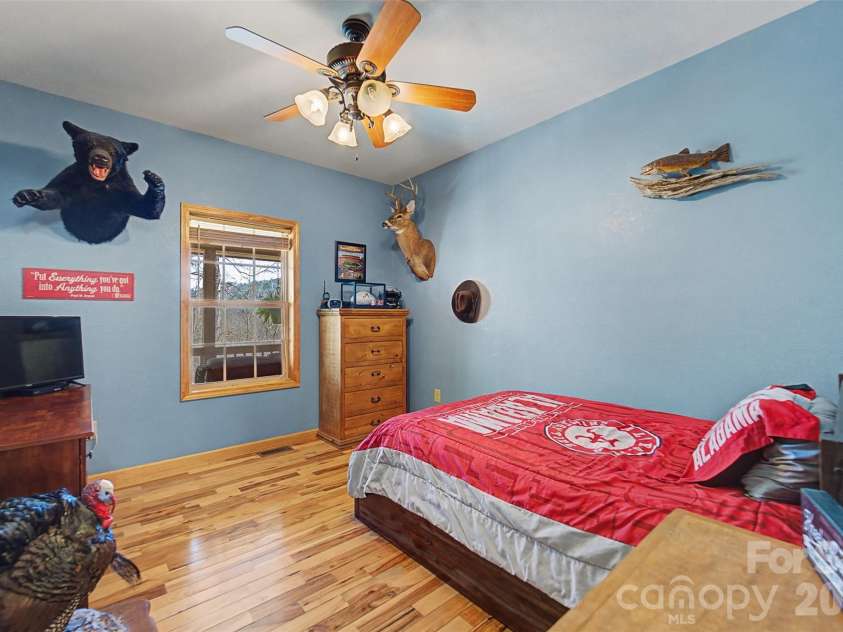 1960 Atoah Road, Robbinsville, NC 28771.  MLS# CAR4379069, YatesRealty ID 19446. 