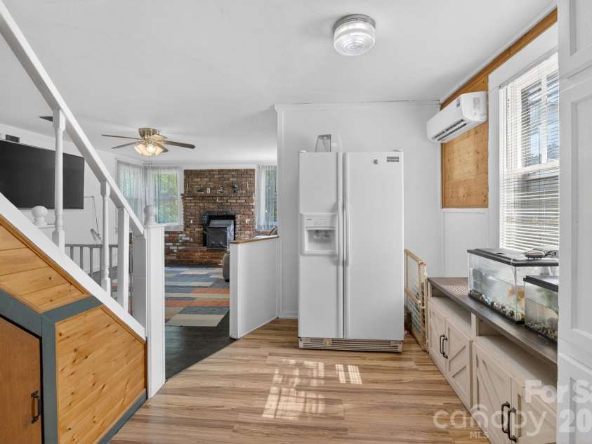 828 Jamestown Road, Morganton, NC 28655.  MLS# CAR4378890, YatesRealty ID 19447. 