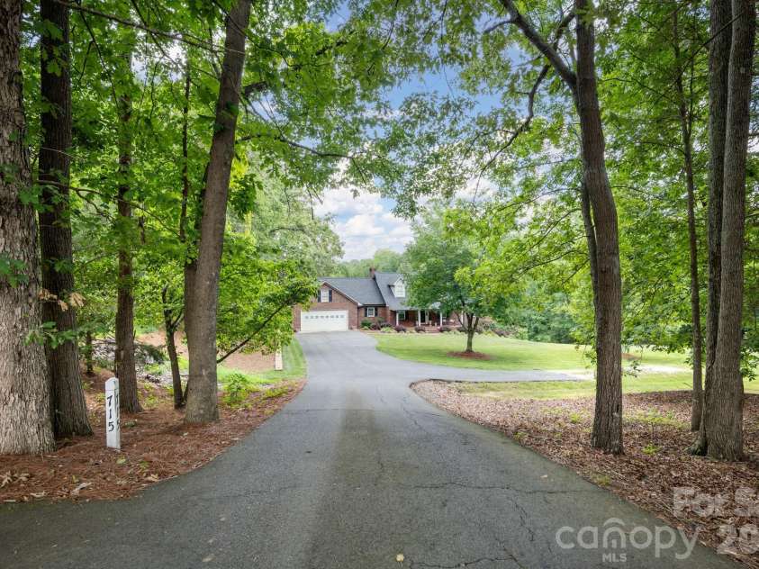 715 Orphanage Road, Concord, NC 28027.  MLS# CAR4378948, YatesRealty ID 19448. 