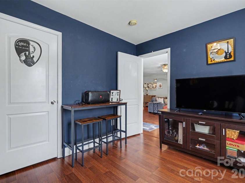 1001 Rainbow Drive, Kannapolis, NC 28081.  MLS# CAR4378923, YatesRealty ID 19449. 