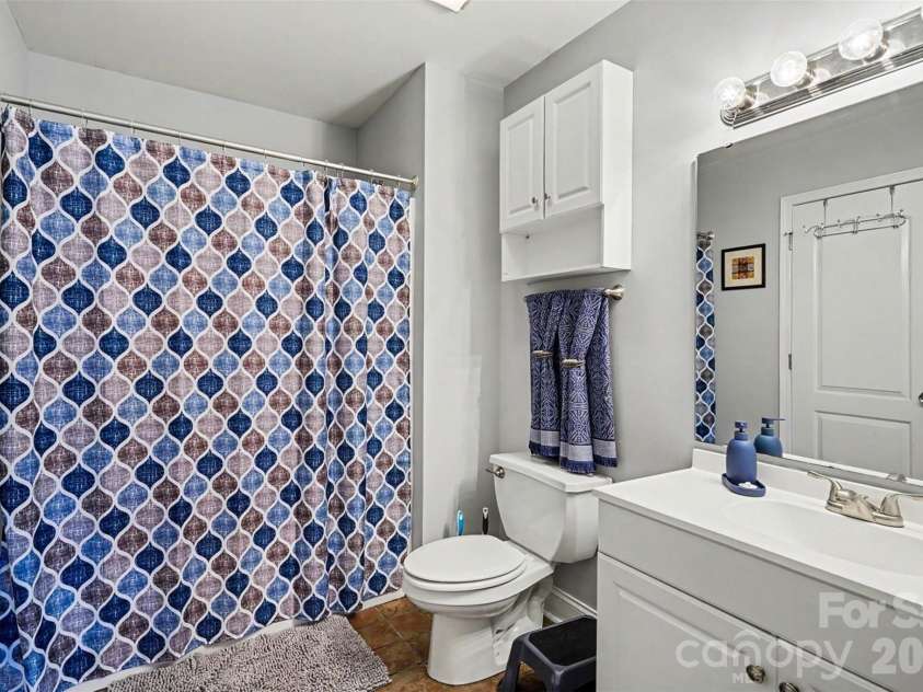 1001 Rainbow Drive, Kannapolis, NC 28081.  MLS# CAR4378923, YatesRealty ID 19449. 