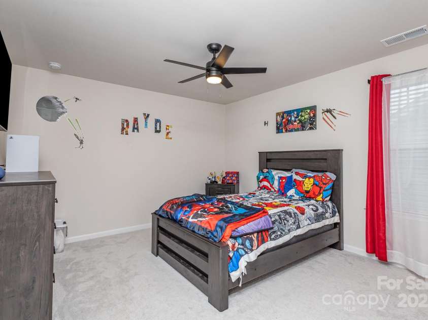 16200 Winfield Hall Drive, Charlotte, NC 28273.  MLS# CAR4237353, YatesRealty ID 19449. Bedroom