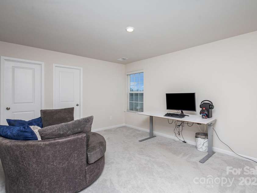 16200 Winfield Hall Drive, Charlotte, NC 28273.  MLS# CAR4237353, YatesRealty ID 19449. Bedroom